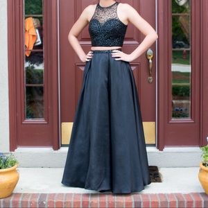 Black prom dress
